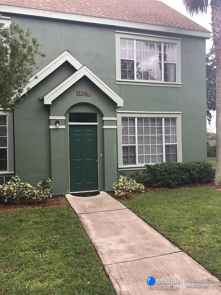 10570 Windsor Lake Ct, Westchase FL 33626