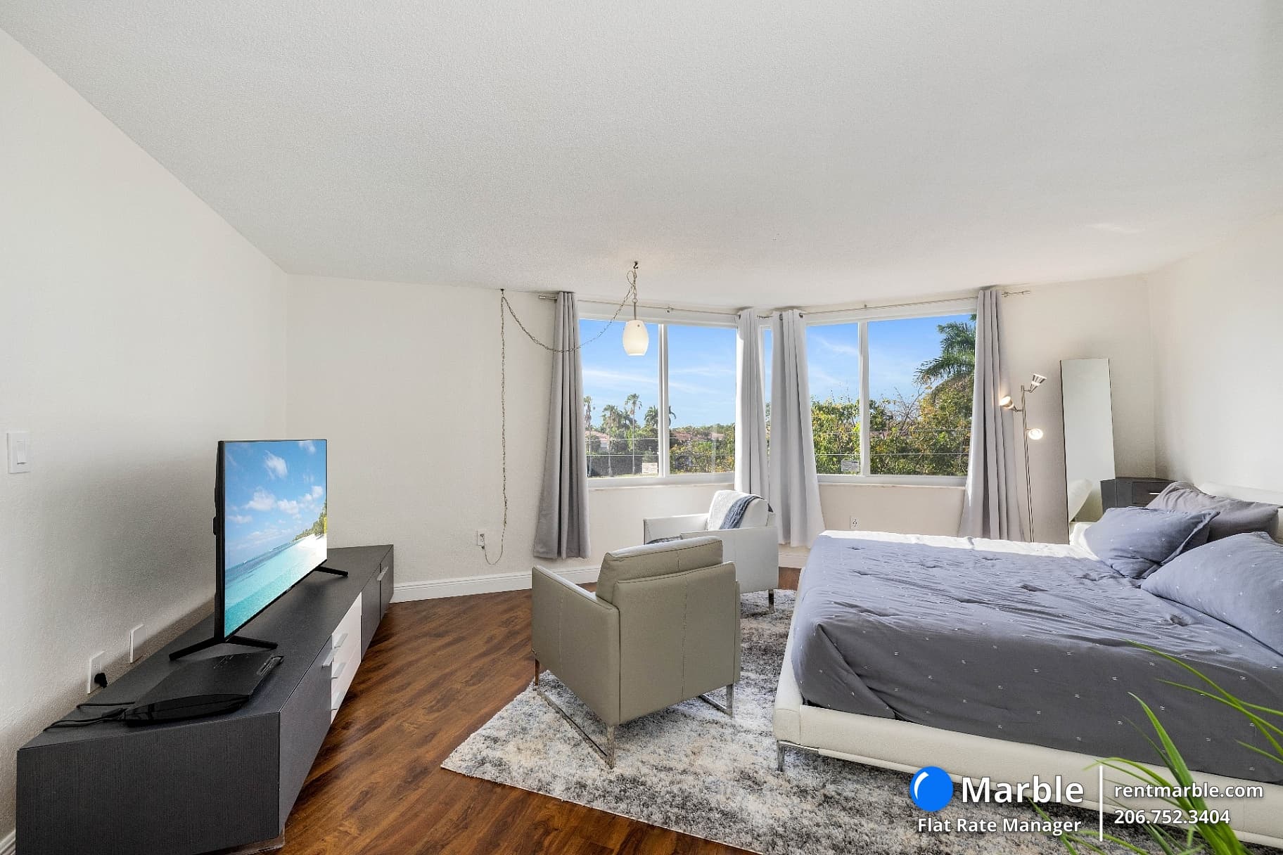 1701 NE 191st St, Apt 417, Miami FL 33179 photo 3