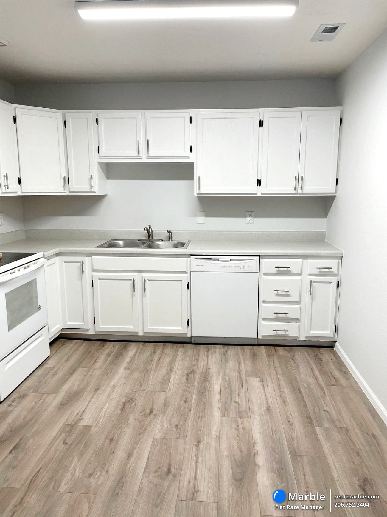 4915 Huntington Ave, Apt 6, Lincoln NE 68504
