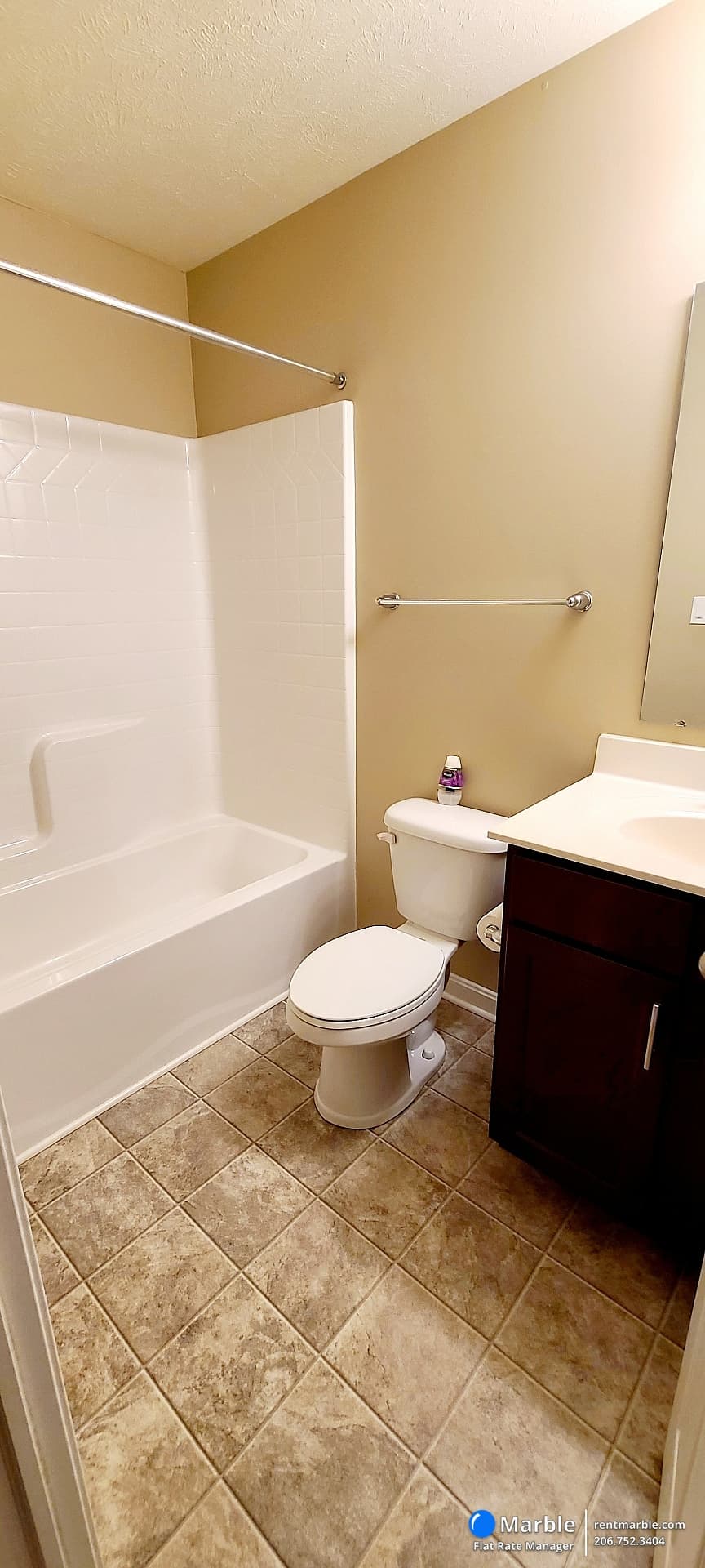 214 Lockheed Dr, Coraopolis PA 15108 photo 11
