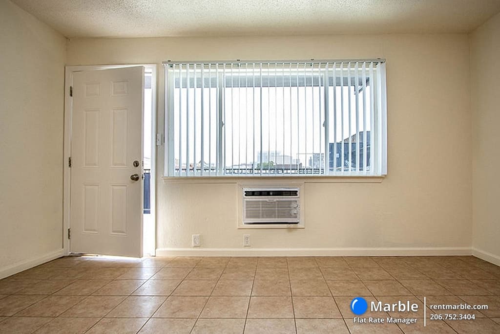 835 E Main St, Apt 3, Stockton CA 95202 photo 10